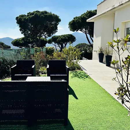 Olivera Costabravasi Villa *