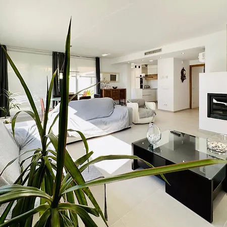 Villa Olivera Costabravasi *